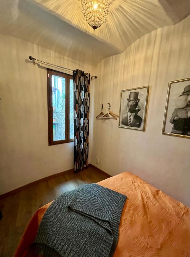 Ferienwohnung Casa Via Vezzargo Badalucco Exterior foto